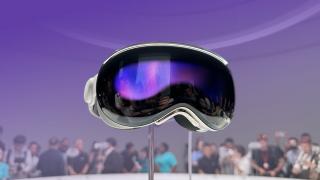 Apple ar putea lansa Vision Pro 2 până la finalul acestui an; Computerul spațial primește upgrade-uri importante