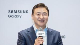 Samsung confirmă dezvoltarea unui telefon triplu-pliabil; Galaxy G Fold ar putea sosi până la finalul acestui an
