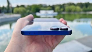 Samsung Galaxy Z Flip7: Hardware ce renunță la Snapdragon, cu display-uri mai mari, creștere și de mAh