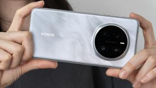 RESIGILATUL ZILEI #93: HONOR Magic 7 Pro cu 12GB RAM, eSIM și display LTPO; Snapdragon 8 Elite, 200MP Zoom 100x și AI complet