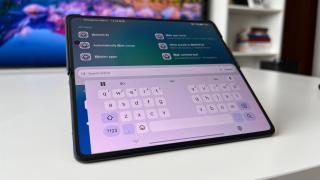 Honor Magic V5: Display-uri care nu renunță la stylus, mari, luminoase și prietenoase cu ochii tăi