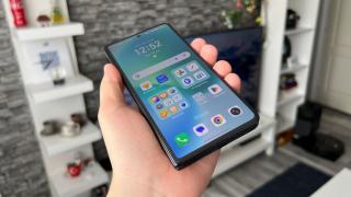 Honor Magic V5: Baterie și mai mare, Si/C desigur, dar care are nevoie de optimizări pentru a dezlega potențialul său maxim