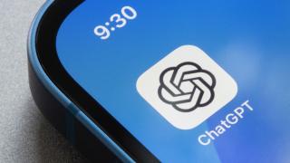 Apple atacă frontal ChatGPT cu AKI; proiectul vizează reducerea dependenței și de Google Search