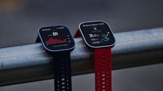 E LUNI e AMAZON: Amazfit Bip 6 smartwatch cu ecran AMOLED de 1,97”, GPS integrat, AI și autonomie de 14 zile