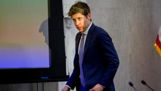 GPT-4o revine în platformă la doar o zi după lansarea GPT-5; Utilizatorii au acuzat răspunsuri „seci” și mai slabe