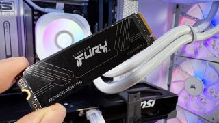 Prezentare Kingston FURY Renegade G5: SSD-ul viitorului e pregătit de gaming, editare video și transfer de fișiere cu o viteză de peste 14.000 MB/s