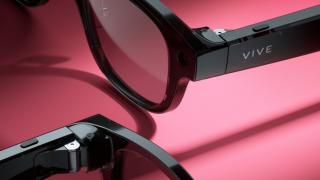 HTC a lansat rivalul Ray-Ban Meta! Ochelarii Vive Eagle aduc AI, cameră hands-free și traducere în timp real