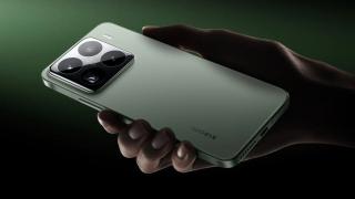Xiaomi 16 Pro Mini vine cu baterie mai mare, cameră periscopică; Design compact, dar specificații de flagship