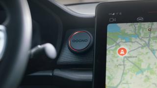 E LUNI e AMAZON: Ooono CO-Driver NO2 [Model nou 2025] – asistentul inteligent pentru drumuri mai sigure, compatibil cu CarPlay și Android Auto