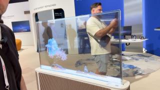 IFA 2025: TCL ArtVision, televizorul transparent care pare desprins dintr-un film SF (Video)