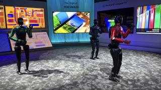 IFA 2025: Roboţii umanoizi care prezintă ce înseamnă RGB MiniLED Hisense (Video)