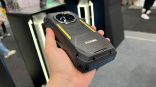 IFA 2025: Blackview Xplore 2, telefonul cu satelit şi proiector, acum şi în Europa! (Hands on Video)