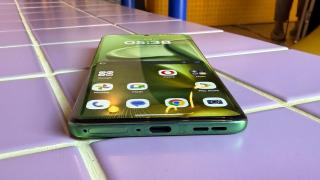Motorola edge 60: Acustică stereo gălăgioasă, fără prea mult bas
