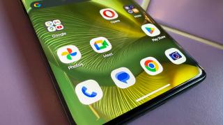 Motorola edge 60: Conectivitate un pic mai limitată decât mă aşteptam