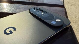 Google Pixel 10 Pro XL: Cameră bună ziua, noaptea... nu prea