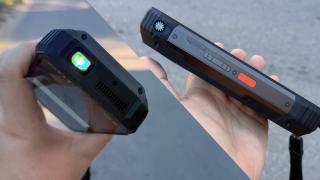 Am testat Blackview XPLORE 2 Projector - Smartphone robust cu videoproiector integrat, baterie de 20.000 mAh și chiar lanternă LED puternică (video)