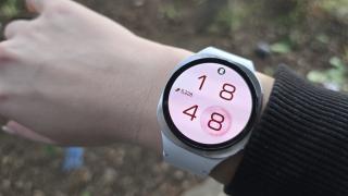 Prezentare Samsung Galaxy Watch 8 (40mm): Smartwatch ușor și elegant, ce pune monitorizarea activității și a stării de sănătate în prim plan