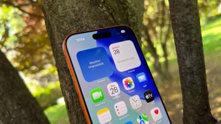 Apple iPhone 17 Pro Max: Benchmark-uri satisfăcătoare, aport de la vapor chamber