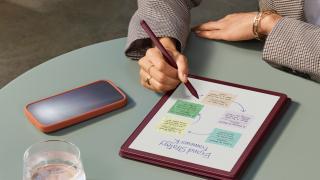 Amazon lansează noi produse Kindle: Scribe şi Scribe Colorsoft, blânde cu ochii şi cu autonomie generoasă