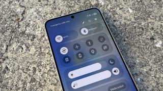 Samsung Galaxy S25 FE: Conectivitate completă, viteze Wi-Fi excelente