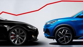 BYD domină piața automobilelor electrice în 2025! Tesla cade pe locul doi după ani de supremație
