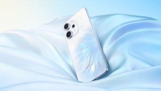 OPPO lansează un „Pro Max” sub seria Reno 15; Vine cu Dimensity 9400, cameră de 200 MP, baterie de 6500 mAh
