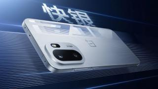 Asul din mâneca OnePlus se numește Ace 6 și aduce 7800 mAh de stors pe gaming, procesor Snapdragon 8 Elite Extreme Edition
