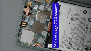 Motorola edge 70 desfăcut în faţa camerei; Cum e răcit, ce e la interior? (Video)