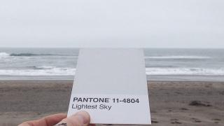 Motorola se pregătește pentru 2026 cu o nuanță nouă; pe eMAG există deja un model disponibil în această culoare