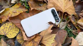 Nubia Air: Acustică mono şi cam distorsionată