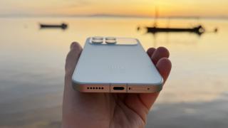 POCO F8 Pro: Suită de conectivitate completă, comunicare offline, test de viteză 5G în Bali