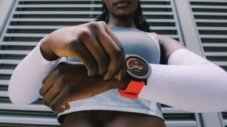 E LUNI e AMAZON: Smartwatch CMF Watch 3 Pro, cadoul tech perfect cu GPS dual și baterie de 13 zile