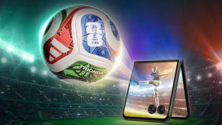 Motorola RAZR primeşte o ediţie FIFA, cu ocazia Cupei Mondiale din 2026