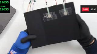 La câte plieri rezistă triplu pliabilul Samsung? Cineva l-a testat în faţa camerei