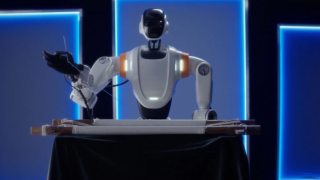 CES 2026: LG va prezenta un robot umanoid care îţi face treburile prin casă (video)