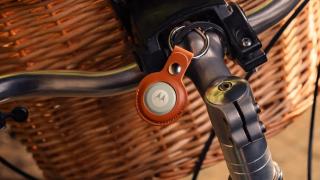 CES 2026: Noul tracker Motorola Tag 2 vine cu suport UWB și autonomie de până la 500 de zile