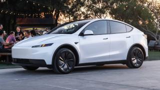 Tesla aduce în România Model Y Standard Long Range; Un automobil electric cu autonomie extinsă la o sumă competitivă