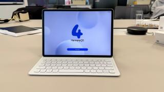 Huawei MatePad 11.5s 2026 Hands On: tableta concepută special pentru elevi, rezolvă ecuaţii automat şi protejează ochii