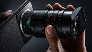 Încă un trend pe care nu îl înţeleg: obiectivele pentru telefoane; Şi Honor adoptă un astfel de accesoriu