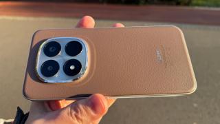 Redmi Note 15 Pro+ 5G: Baterie ca de flagship la playback video, în top 10