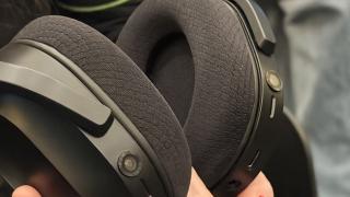 "Hey chat, ce gătesc azi?"; Cele mai smart căşti văzute de mine sunt Razer Project Motoko (Video Hands on CES 2026)