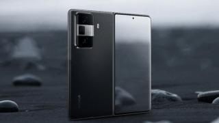HONOR lucrează la un pliabil mai lat, pentru că iPhone Fold va seta acest trend