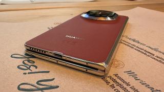Huawei Mate X7: Conectivitate fără mari reproșuri, propulsată de opțiunile Super Device