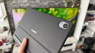 HUAWEI MatePad 11.5 S (2026): Cameră cu AF bună pentru fotografiat documente, 8 mpx pentru apeluri video