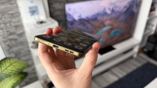 Motorola Signature: Conectivitate completă, cu 5G, WiFi 7, UWB și tot ce îți poftește inima