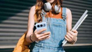 HONOR 600 ar putea veni cu o baterie obscen de mare, spre 9000 mAh