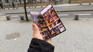 Huawei Mate X7: OS, UI, aplicaţii cu un EMUI, care deşi veteran, încă se mişcă bine