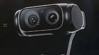 Insta360 Luna este o cameră compactă cu două obiective și zoom optic, tocmai a ajuns pe web