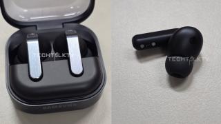 Căștile Galaxy Buds 4 bifează o scăpare Amazon, apar în fotografii oficiale și chiar hands-on, înainte de debut