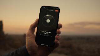 Apple pregătește o husă specială pentru iPhone; Conectivitate satelitară îmbunătățită printr-un design cu antene dedicate